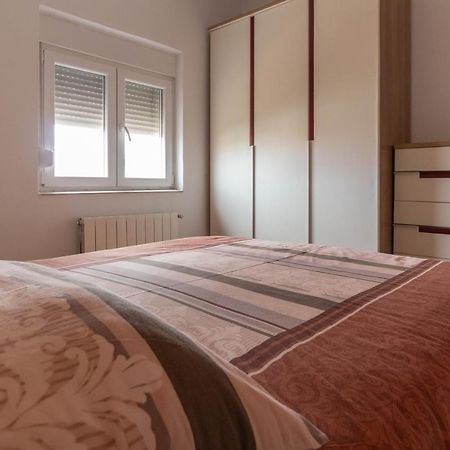 Modern Apartment Sara-Near The Beach Privlaka  Buitenkant foto